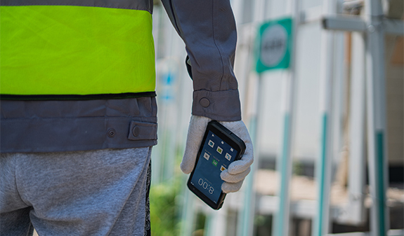 林业专用PDA在复杂林区的全天候巡护解决方案