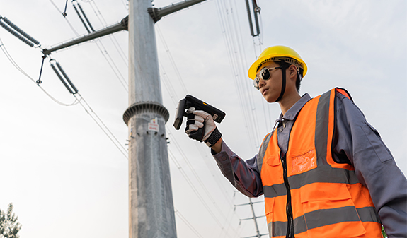 电力变电站巡检：防爆 PDA 适配高压环境实现设备状态可视化